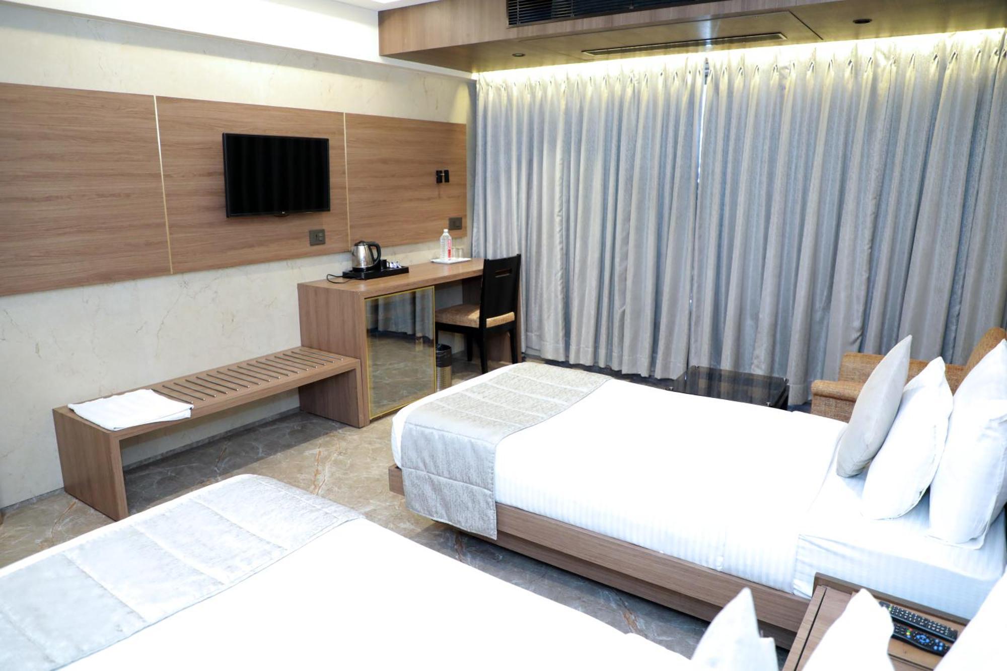 Hotel Archana Residency Bombay Exterior foto