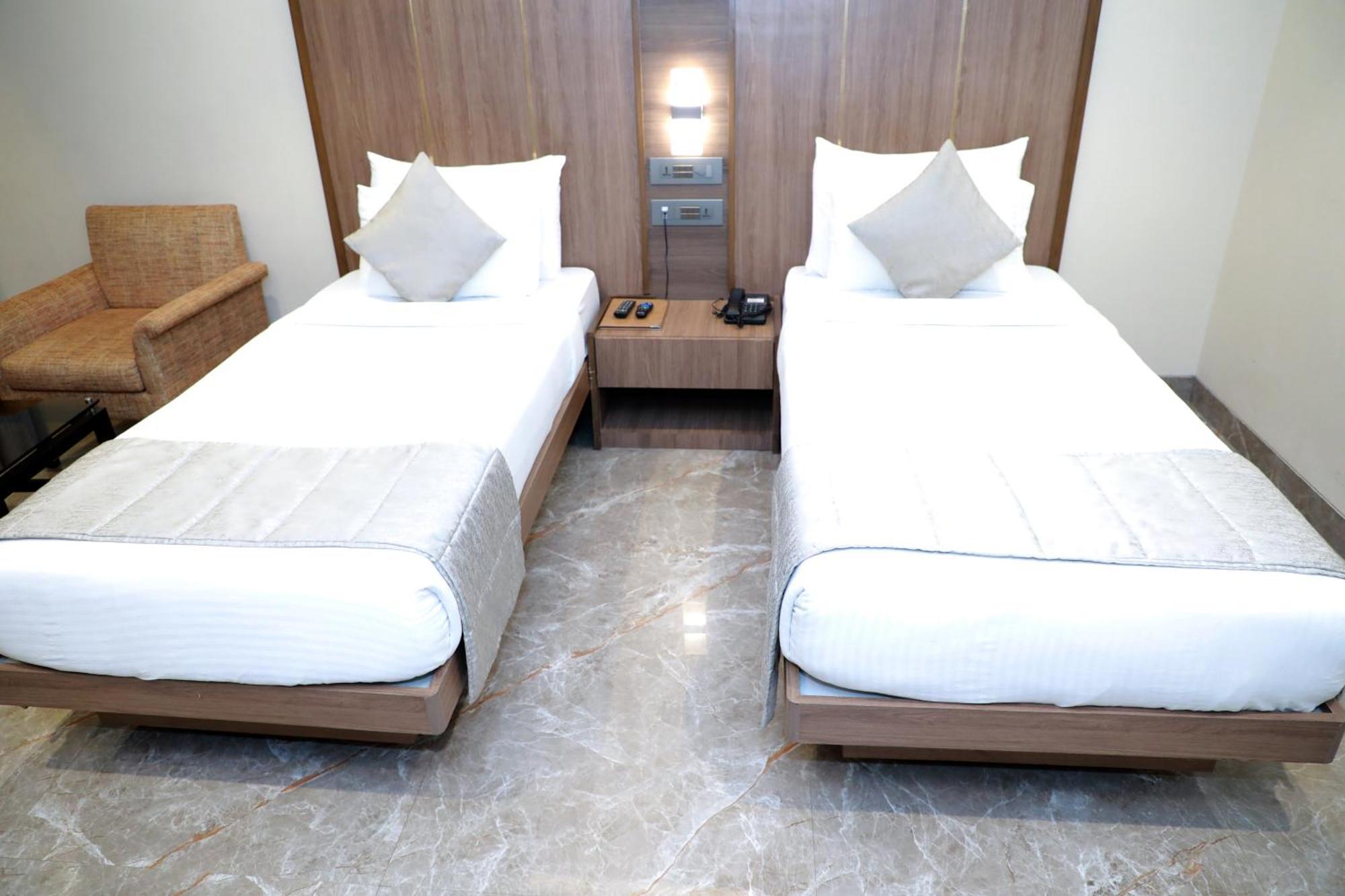 Hotel Archana Residency Bombay Exterior foto